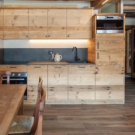 Meijon Salluard Rta 3*