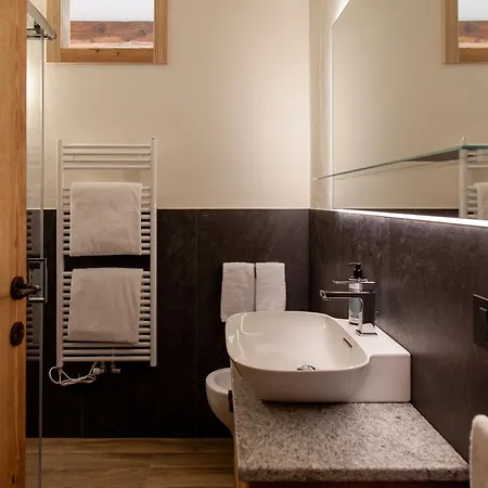 Meijon Salluard Rta 3*